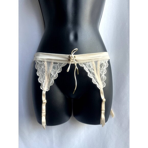 Vintage Victorias Secret Beige Cream Lace Garter Belt Lingerie Size XS/S Cute - Picture 1 of 9